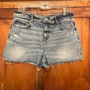 Light-washed, Raw Hem Denim Shorts